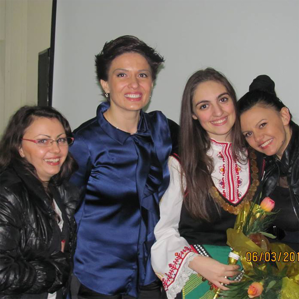 Концерт със сестри Валентинови